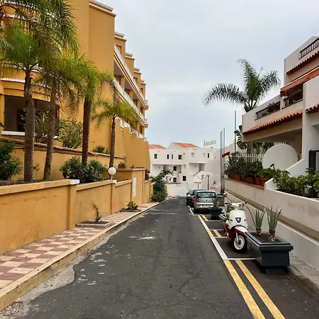 Apartment Costa Adeje * アデヘ